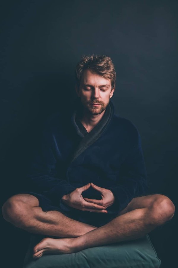 Les bienfaits de la méditation : cultiver le calme et la clarté de l'esprit
