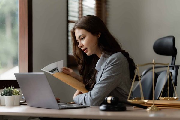Pourquoi solliciter les services d’un avocat en droit fiscal ?