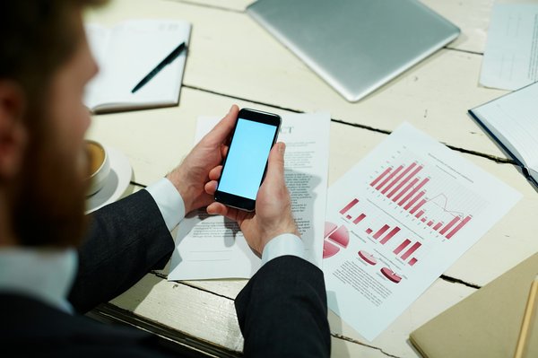 Avis sur Hero : une fintech qui accompagne les entreprises