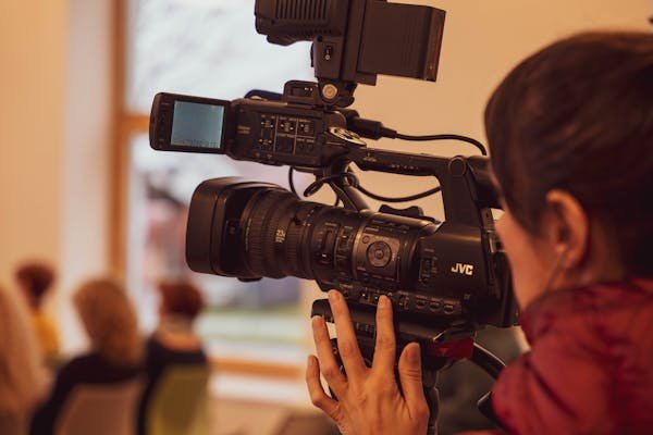 Libérez le potentiel de votre marque avec des films corporate