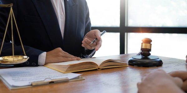 Avocat rupture conventionnelle à Versailles : vos droits expliqués